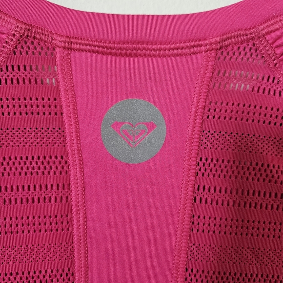 Roxy pink swim top Scrunch breathable workout Roxy logo beautiful silky soft med - Picture 5 of 16